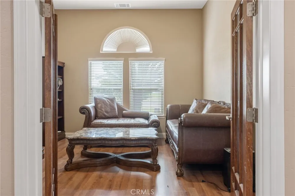 1928 S Shirk Visalia, CA 93277