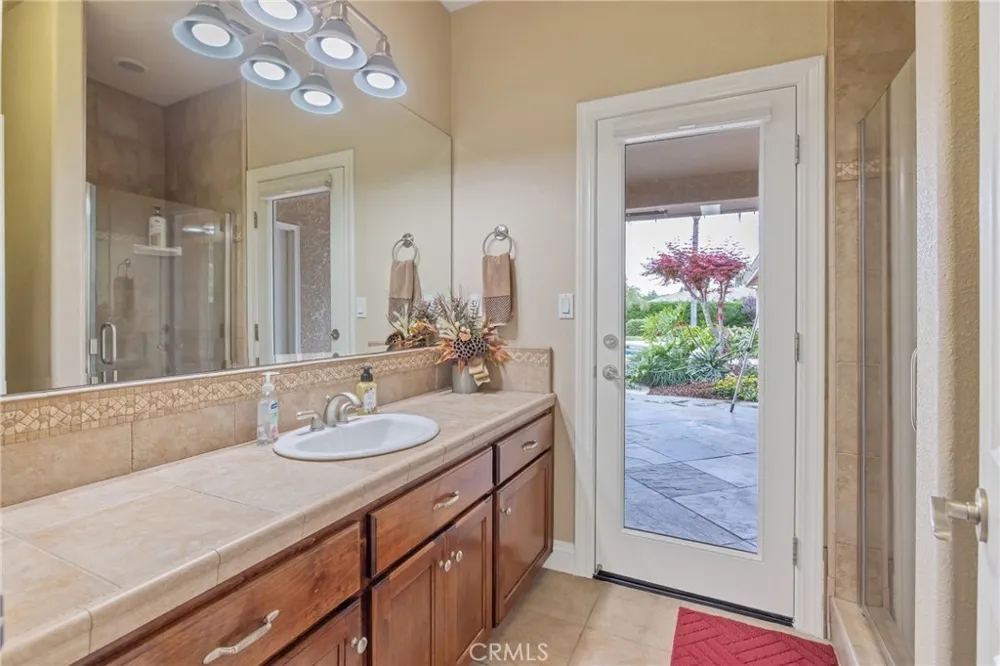 1928 S Shirk Visalia, CA 93277