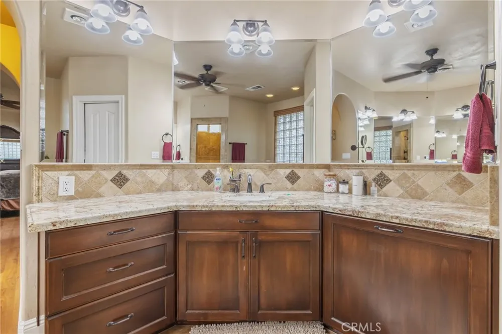 1928 S Shirk Visalia, CA 93277