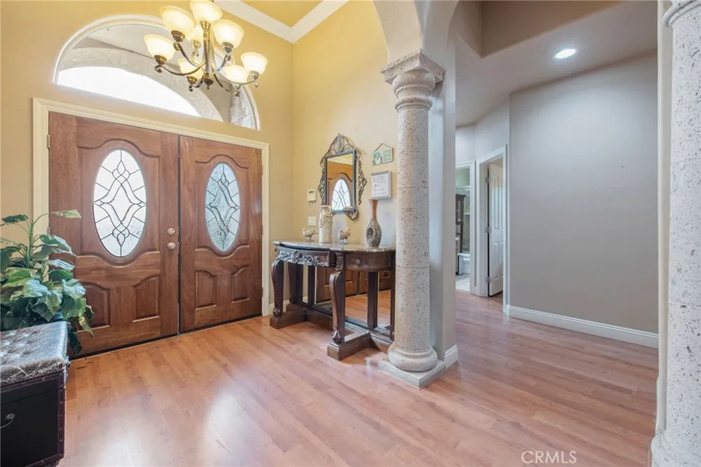 1928 S Shirk Visalia, CA 93277