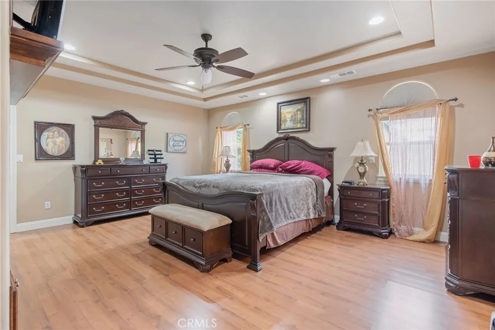 1928 S Shirk Visalia, CA 93277