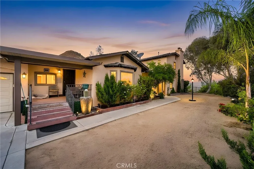 32360 Navajo Springs Wildomar, CA 92595