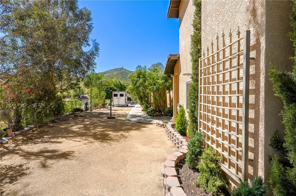 32360 Navajo Springs Wildomar, CA 92595