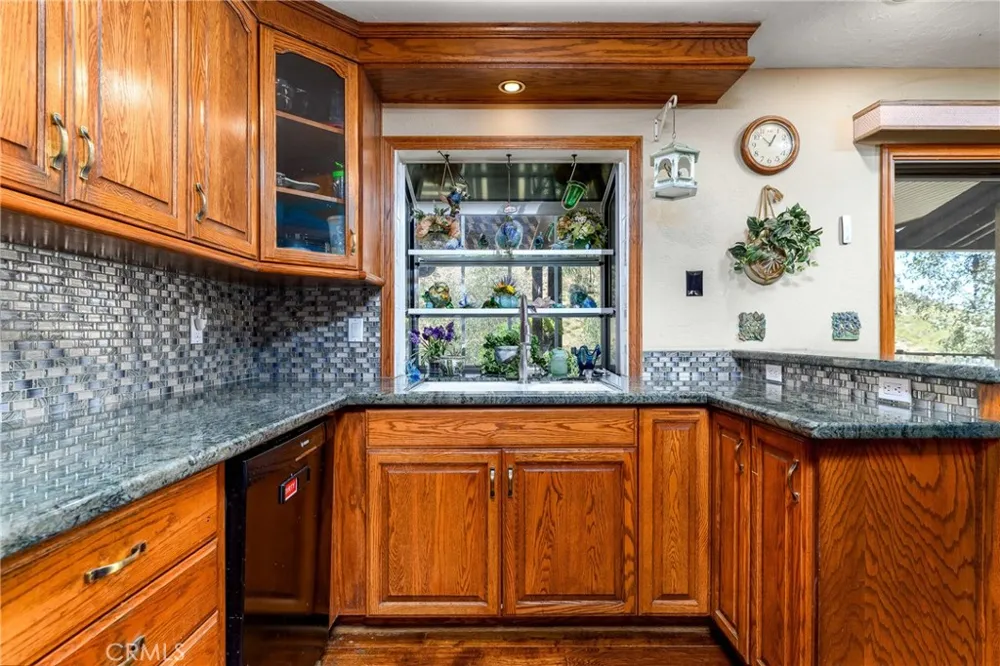 32360 Navajo Springs Wildomar, CA 92595
