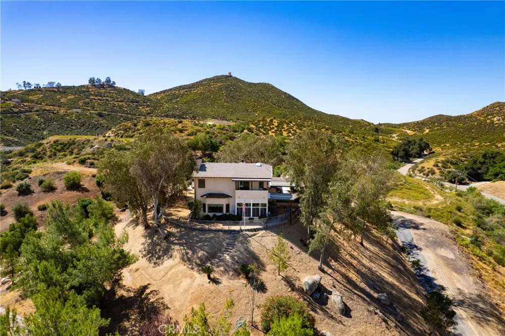 32360 Navajo Springs Wildomar, CA 92595