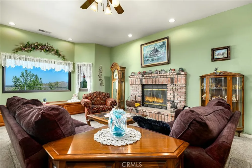 32360 Navajo Springs Wildomar, CA 92595