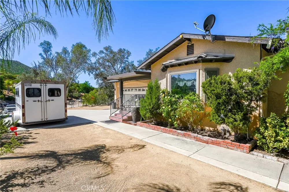 32360 Navajo Springs Wildomar, CA 92595