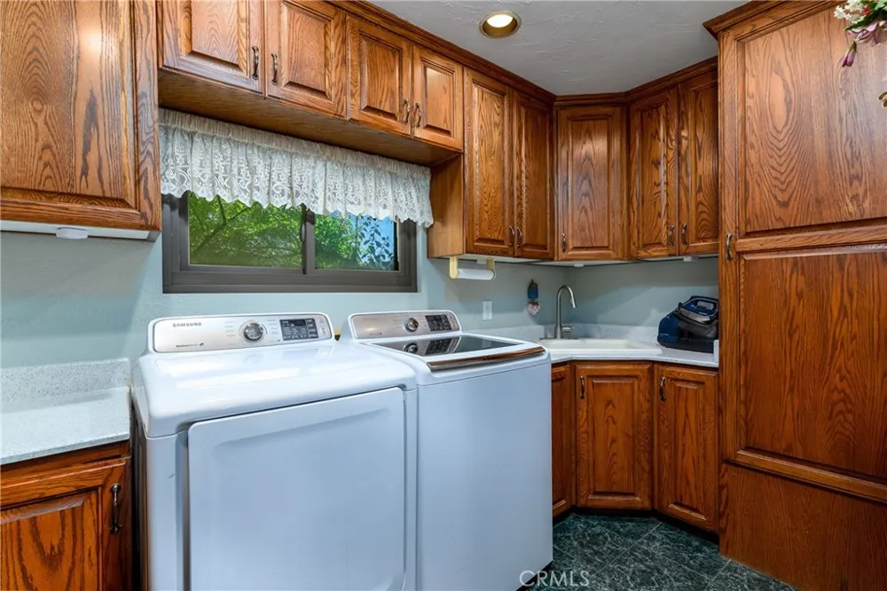 32360 Navajo Springs Wildomar, CA 92595