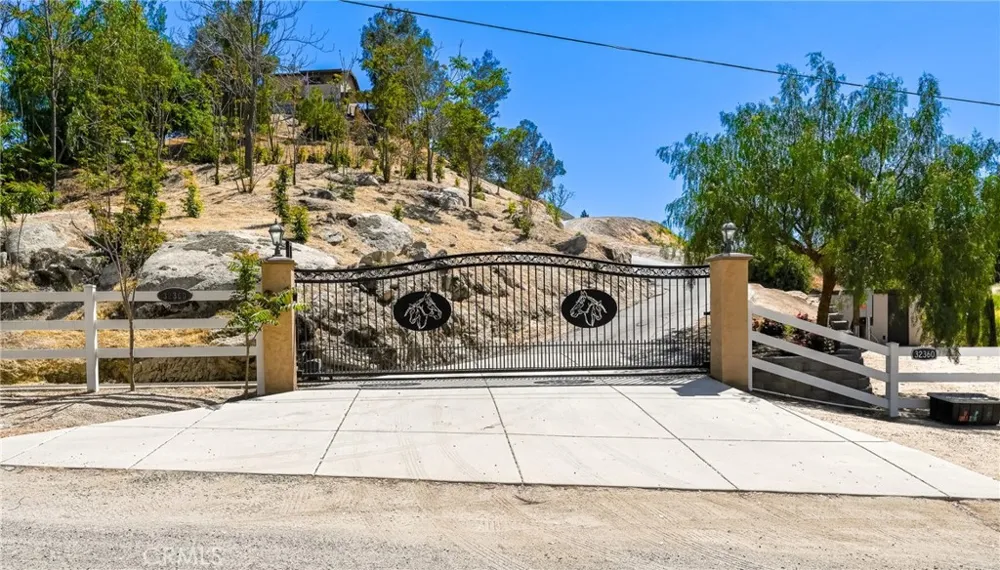 32360 Navajo Springs Wildomar, CA 92595
