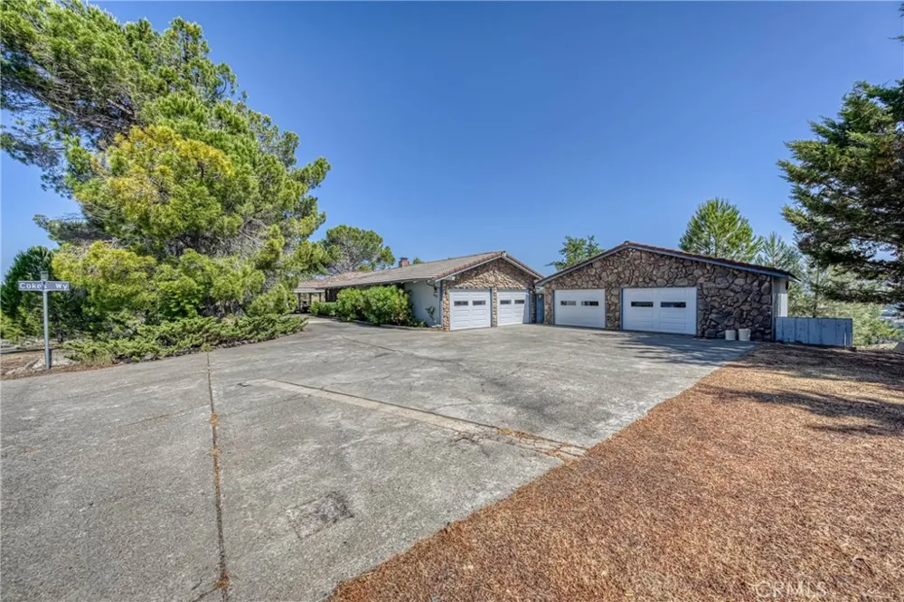 460 Lake Vista Drive Lakeport, CA 95453
