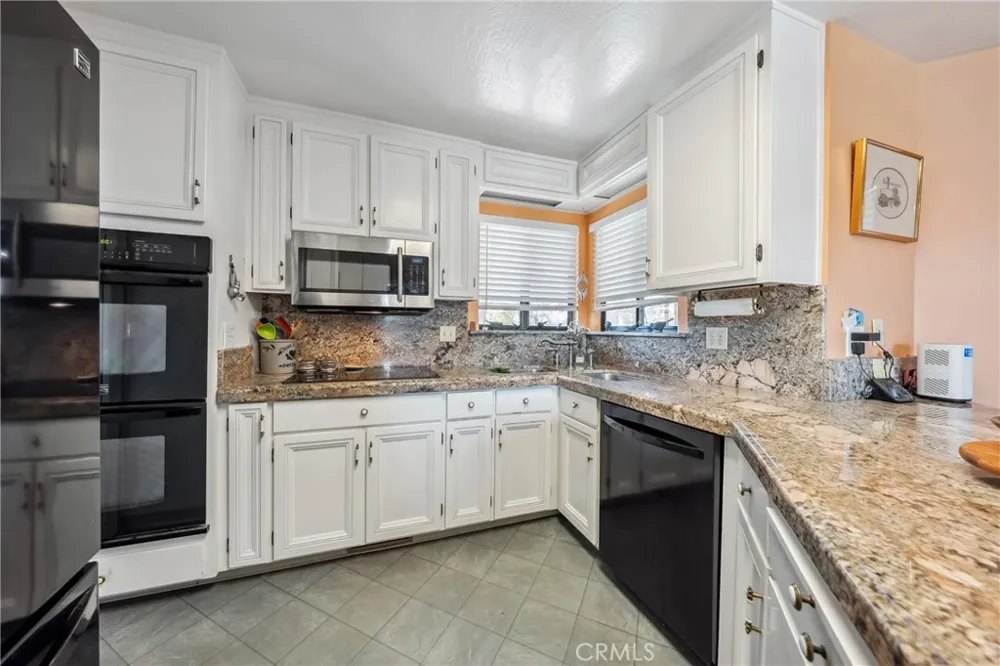 460 Lake Vista Drive Lakeport, CA 95453