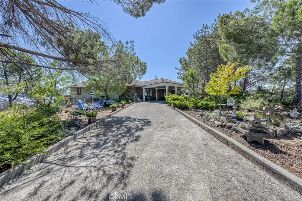 460 Lake Vista Drive Lakeport, CA 95453