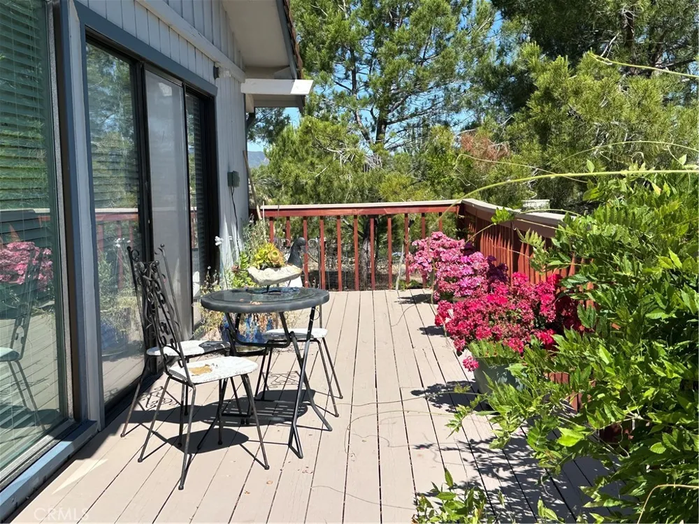 460 Lake Vista Drive Lakeport, CA 95453