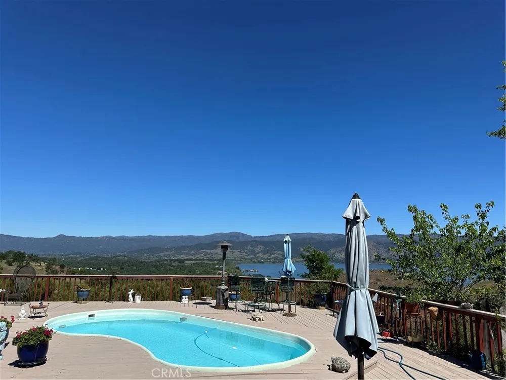 460 Lake Vista Drive Lakeport, CA 95453