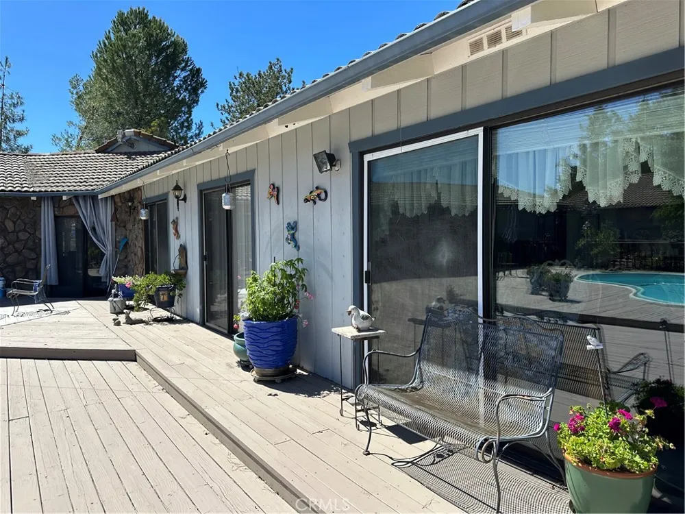 460 Lake Vista Drive Lakeport, CA 95453