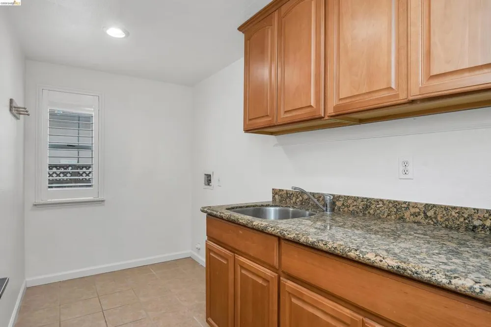5460 Azure Ct Discovery Bay, CA 94505