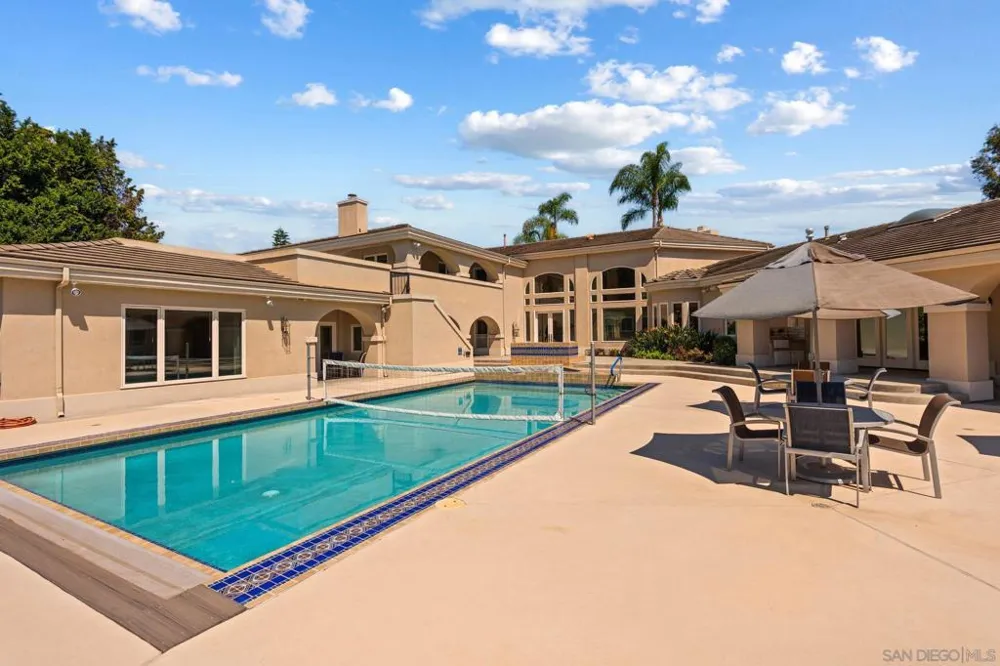 5860 Calle Camposeco Rancho Santa Fe, CA 92067