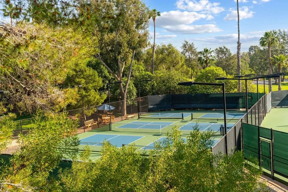 5860 Calle Camposeco Rancho Santa Fe, CA 92067