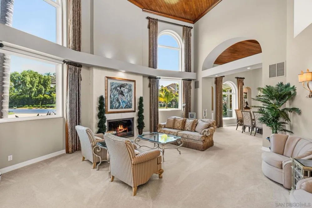 5860 Calle Camposeco Rancho Santa Fe, CA 92067