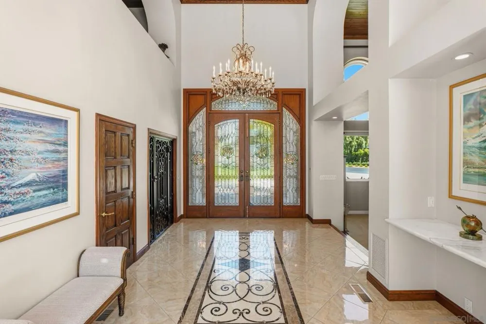 5860 Calle Camposeco Rancho Santa Fe, CA 92067