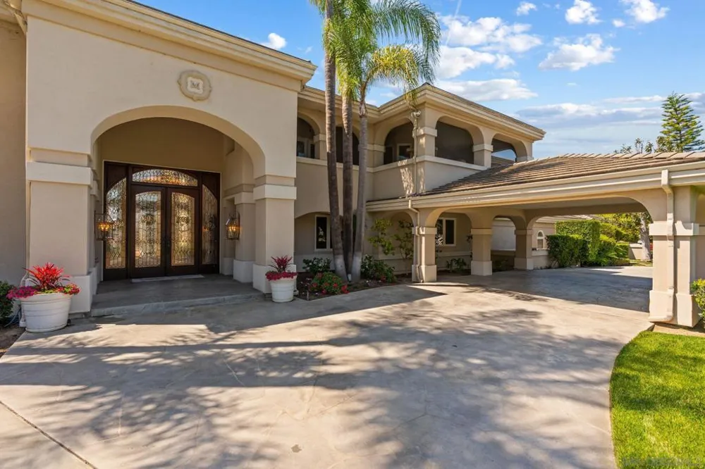 5860 Calle Camposeco Rancho Santa Fe, CA 92067