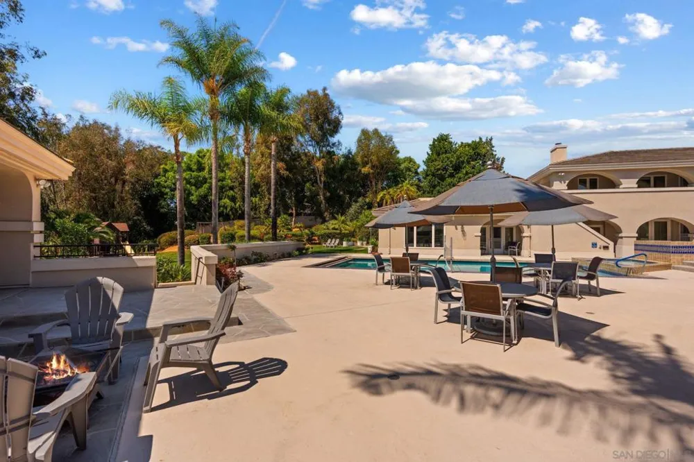 5860 Calle Camposeco Rancho Santa Fe, CA 92067