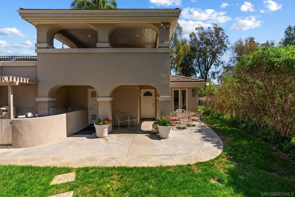 5860 Calle Camposeco Rancho Santa Fe, CA 92067