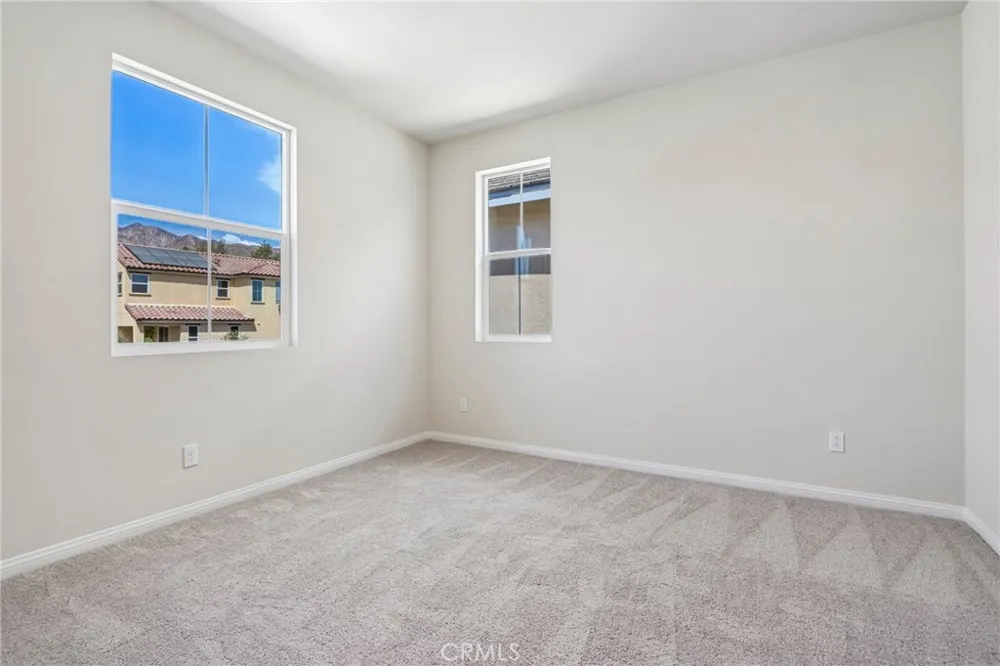 29269 Crescent Way Highland, CA 92346