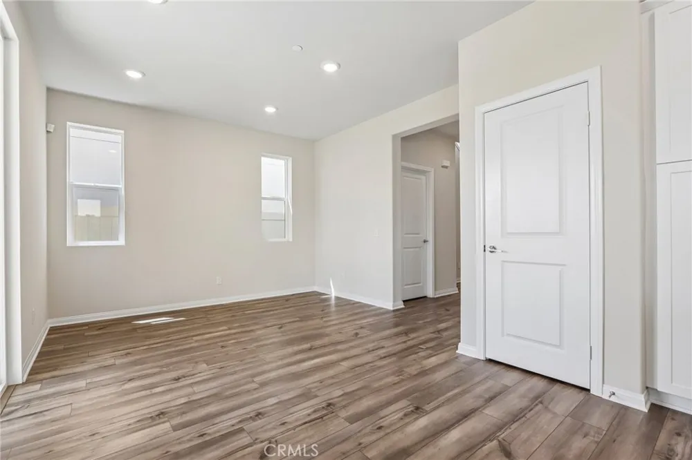 29269 Crescent Way Highland, CA 92346
