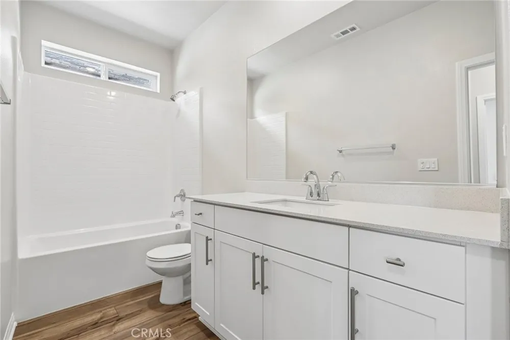 29269 Crescent Way Highland, CA 92346