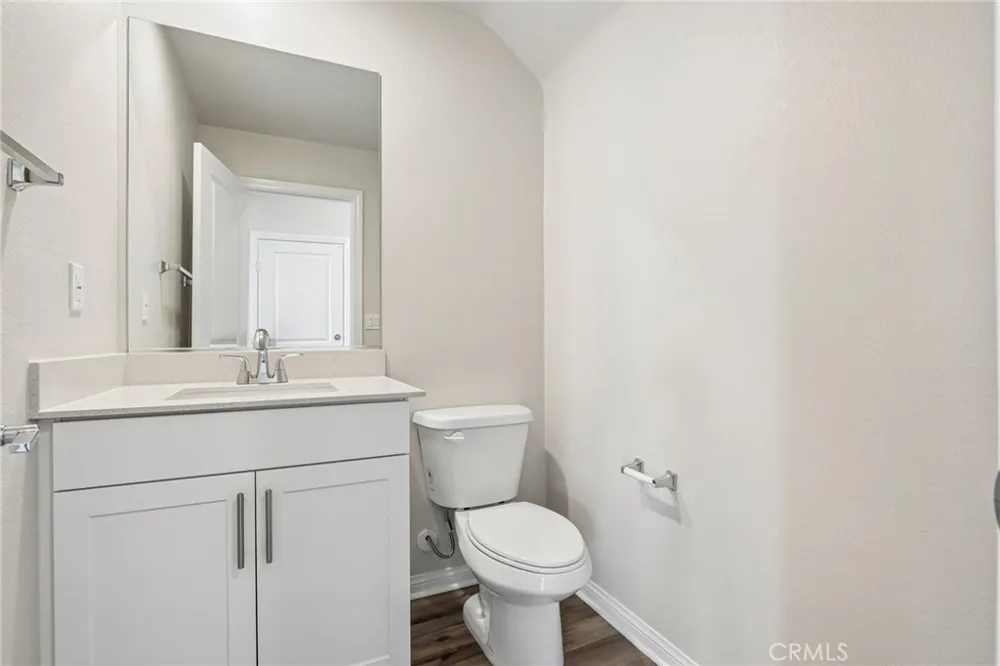 29269 Crescent Way Highland, CA 92346