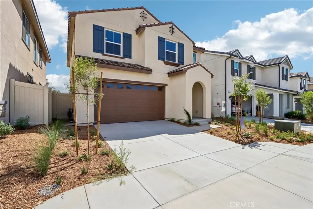 29269 Crescent Way Highland, CA 92346