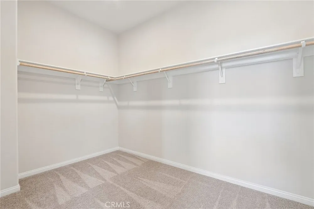 29269 Crescent Way Highland, CA 92346