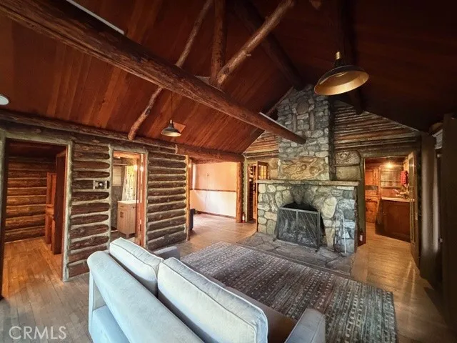 41099 Valley Of The Falls Forest Falls, CA 92339