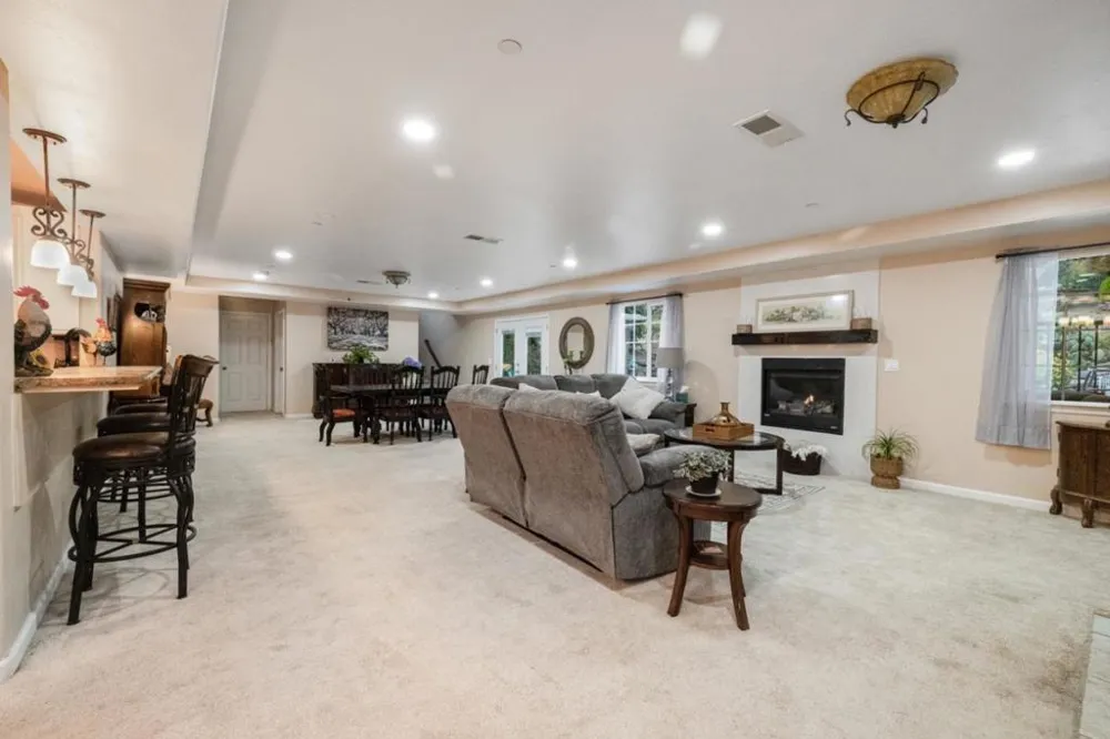 18171 Berta Canyon Road Salinas, CA 93907
