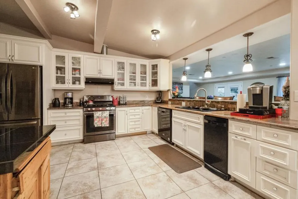 18171 Berta Canyon Road Salinas, CA 93907
