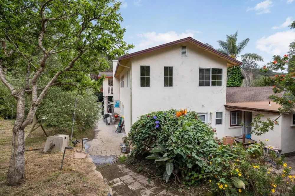 18171 Berta Canyon Road Salinas, CA 93907