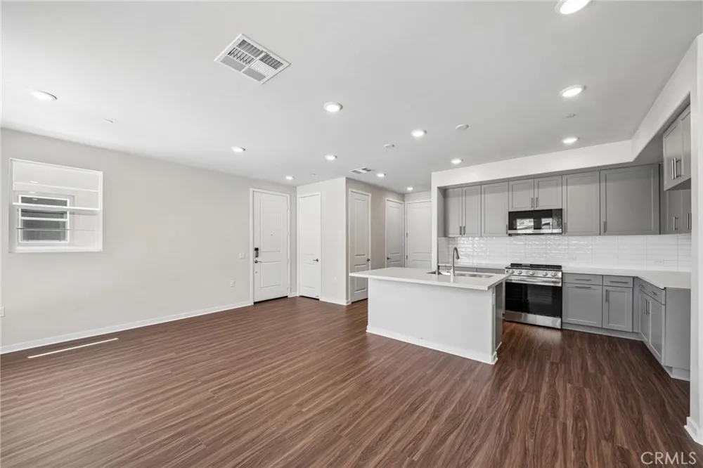 3175 Teralina Circle Riverside, CA 92503