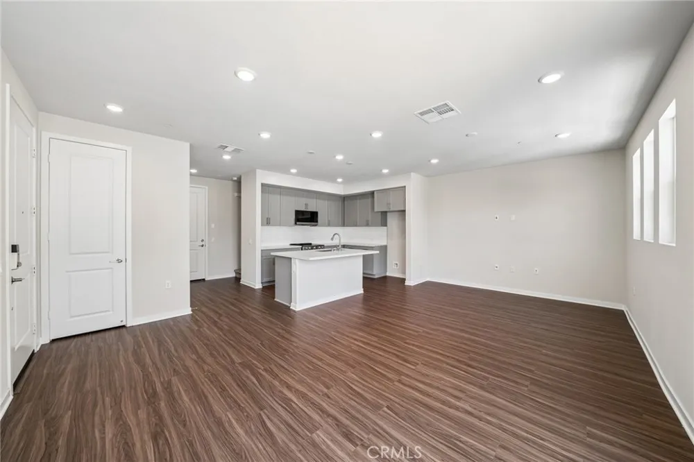 3175 Teralina Circle Riverside, CA 92503