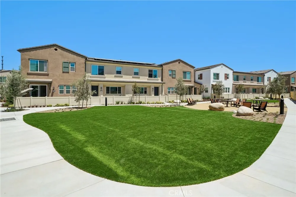 3175 Teralina Circle Riverside, CA 92503