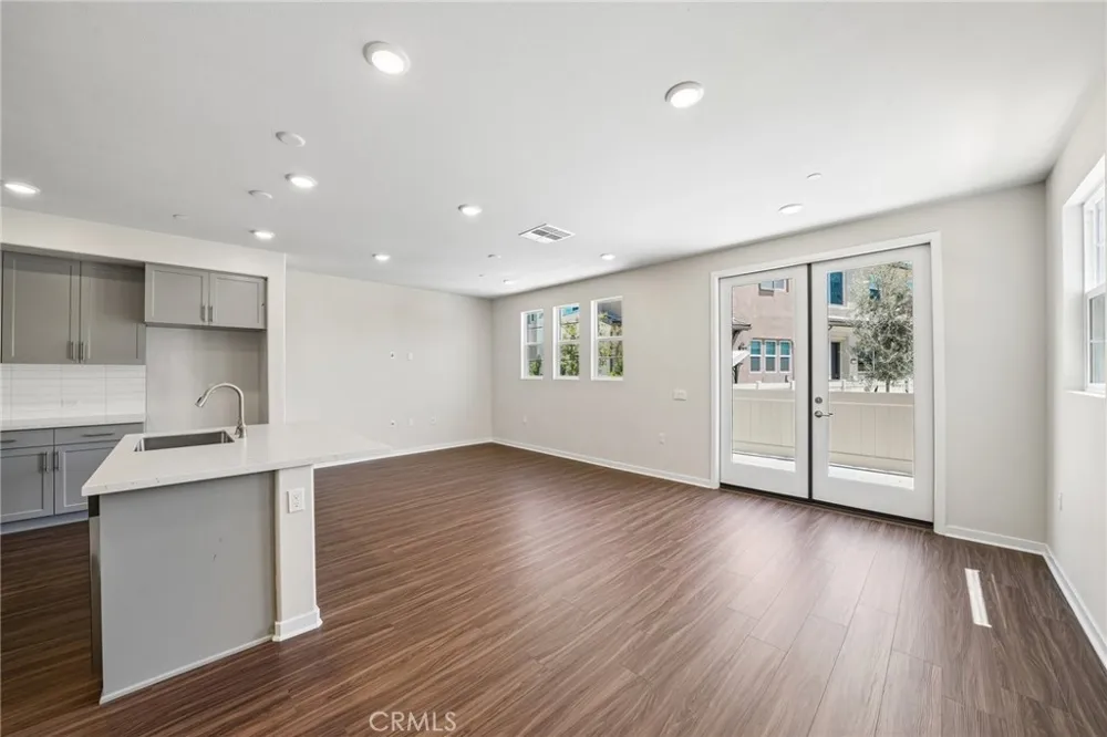 3175 Teralina Circle Riverside, CA 92503