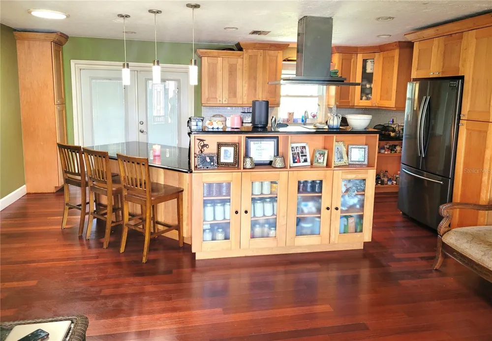 5203 PRESIDENTIAL STREET Seffner, FL 33584