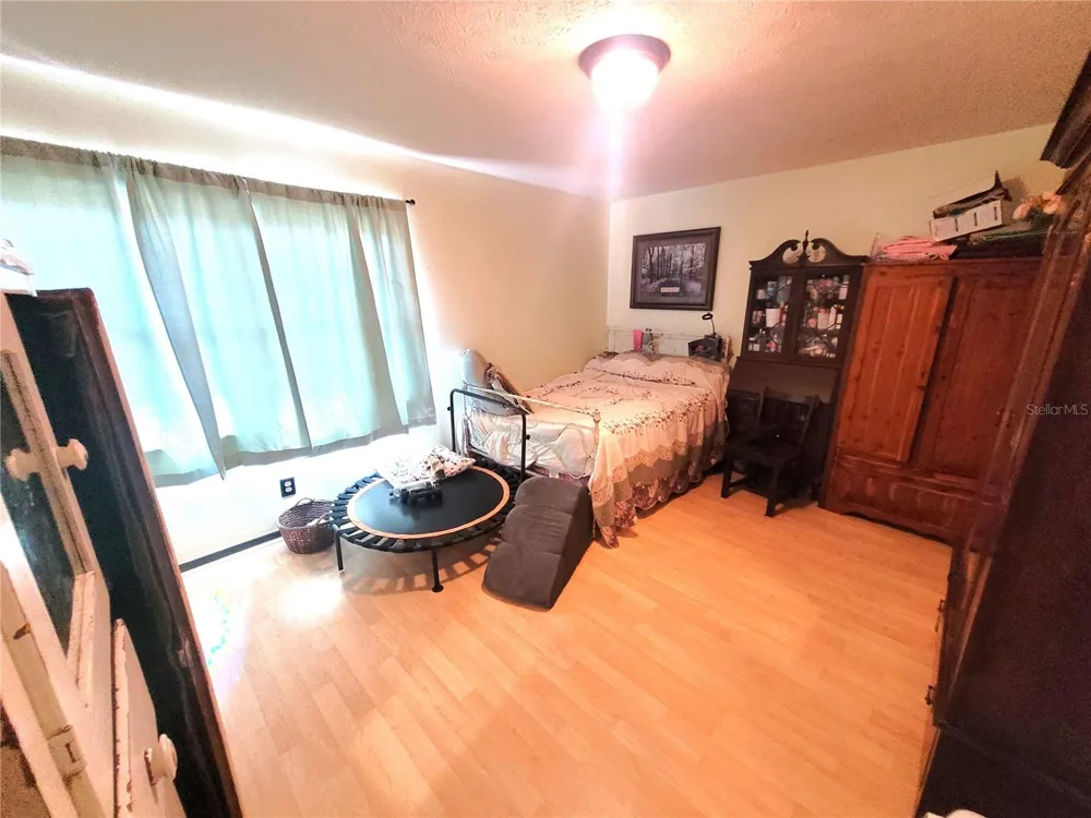 5203 PRESIDENTIAL STREET Seffner, FL 33584
