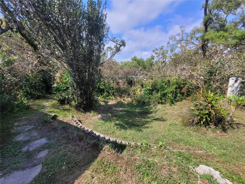 5203 PRESIDENTIAL STREET Seffner, FL 33584