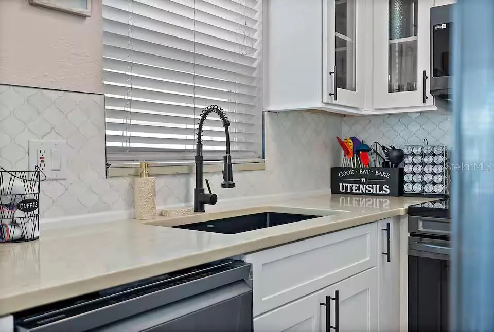 724 GULF BOULEVARD Indian Rocks Beach, FL 33785