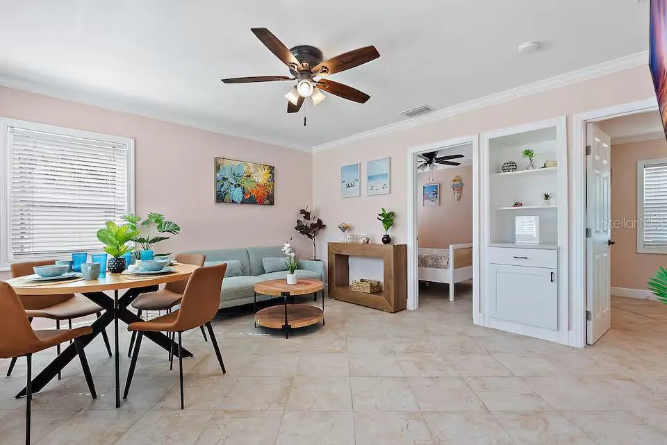 724 GULF BOULEVARD Indian Rocks Beach, FL 33785