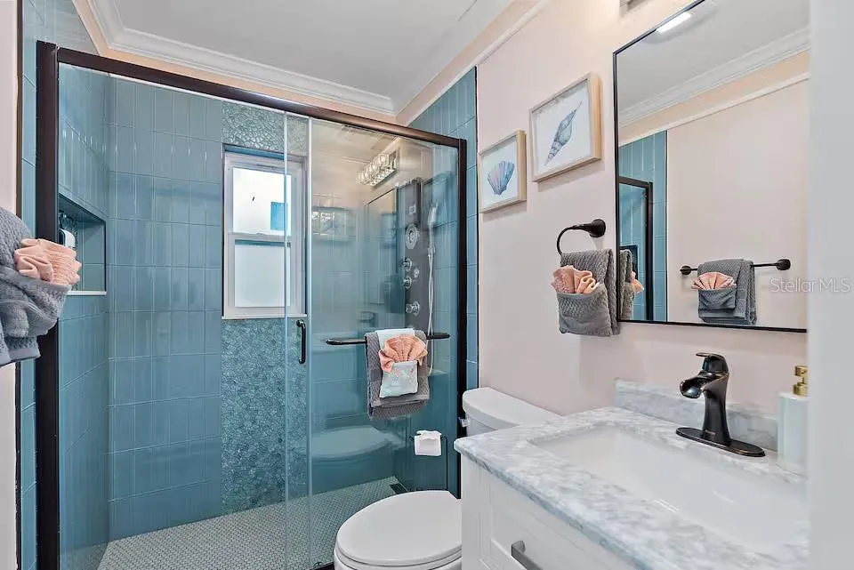 724 GULF BOULEVARD Indian Rocks Beach, FL 33785
