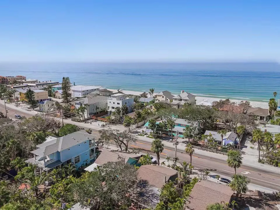 724 GULF BOULEVARD Indian Rocks Beach, FL 33785