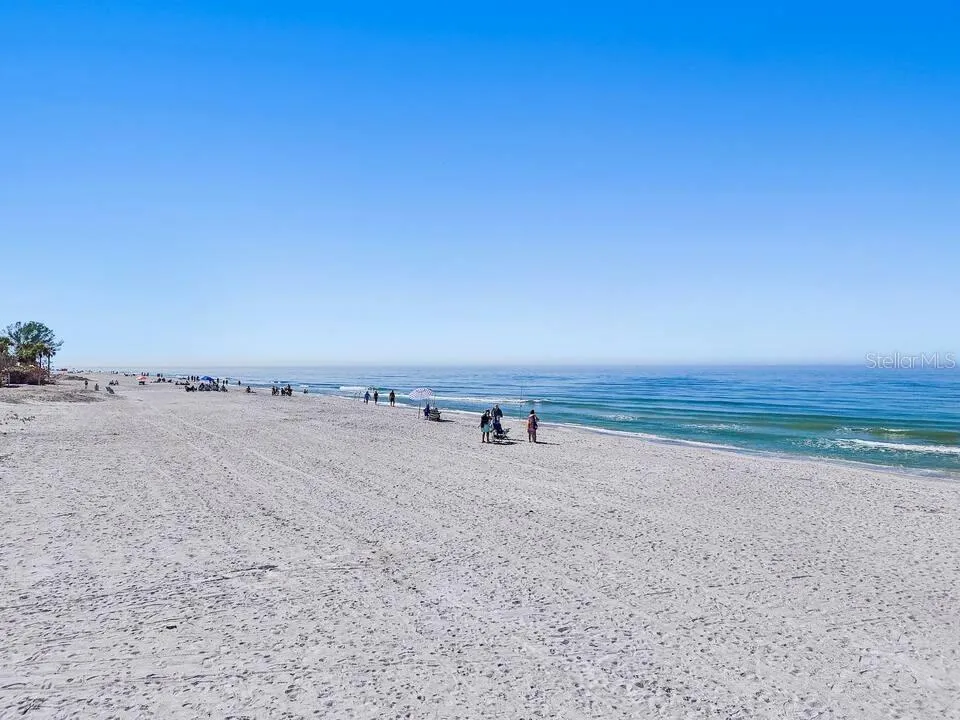 724 GULF BOULEVARD Indian Rocks Beach, FL 33785