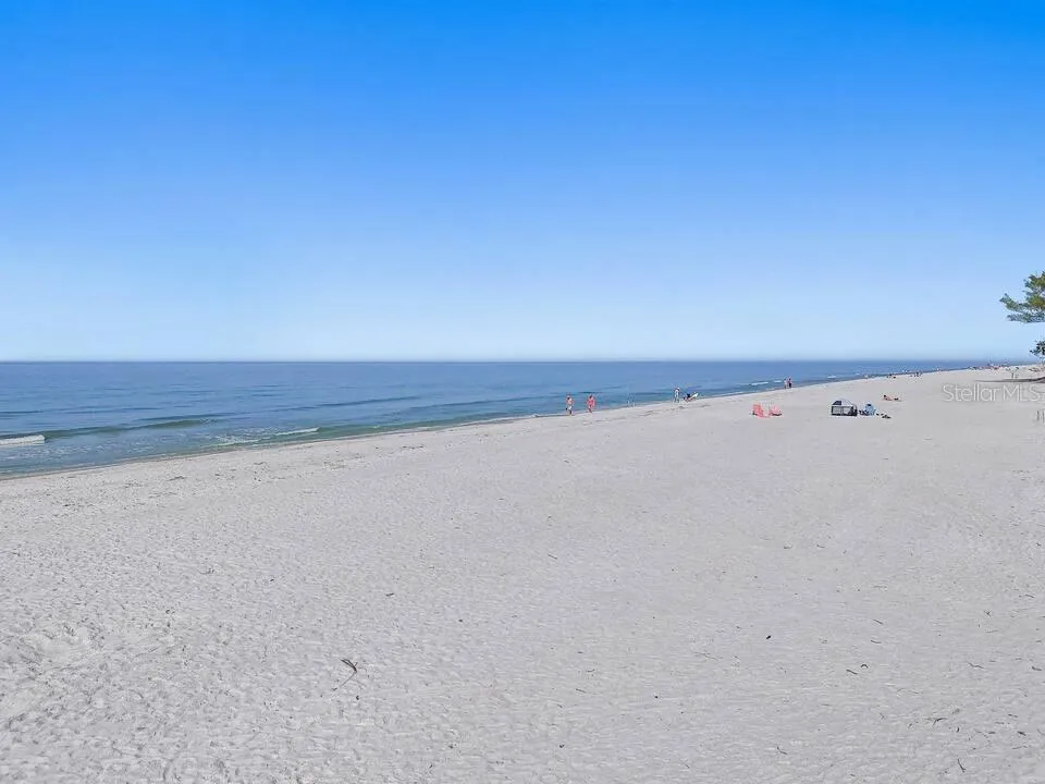 724 GULF BOULEVARD Indian Rocks Beach, FL 33785